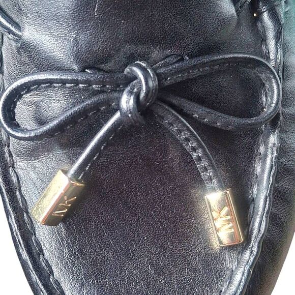 Michael Kors Sutton Loafers Black Leather Bow Slip-On Gold Hardware Size 7 EUC - Picture 7 of 8